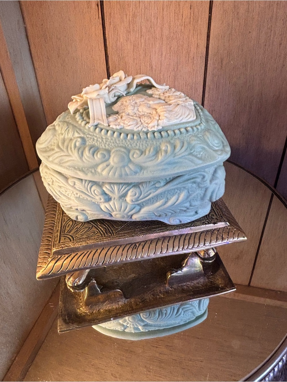 Heart-Shaped Decorative Trinket Box with Cameo Detail - Pale Aqua - Picture 4 of 16
